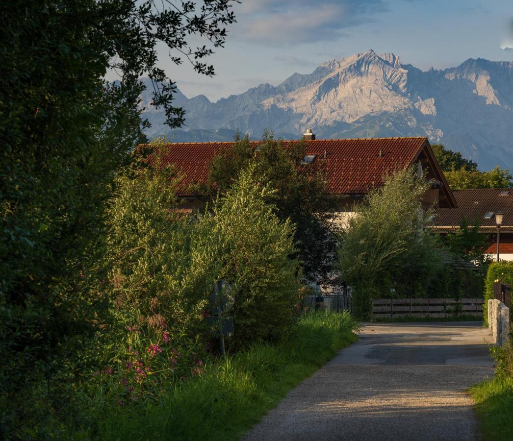 Das Bergquartier - Ferienwohnung Muhlberg Oberau  Dış mekan fotoğraf