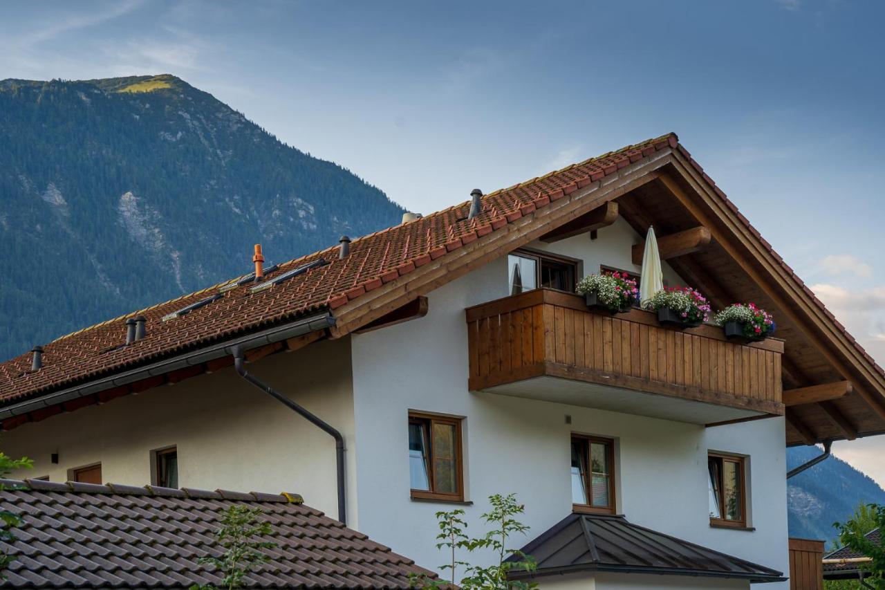 Das Bergquartier - Ferienwohnung Muhlberg Oberau  Dış mekan fotoğraf